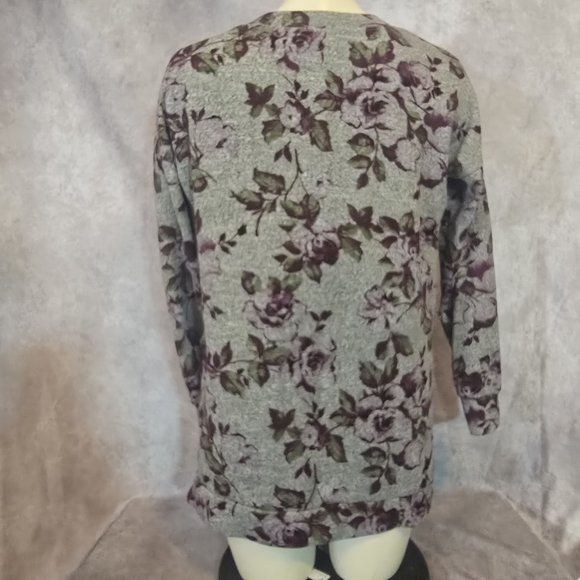 Women's Floral Long Sleeve Knit Top - Purple Floral - Picture 3 of 5